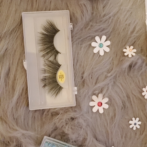 DBAA 25mm dramatic 5D04 Eyelashes - Picture 2 of 2